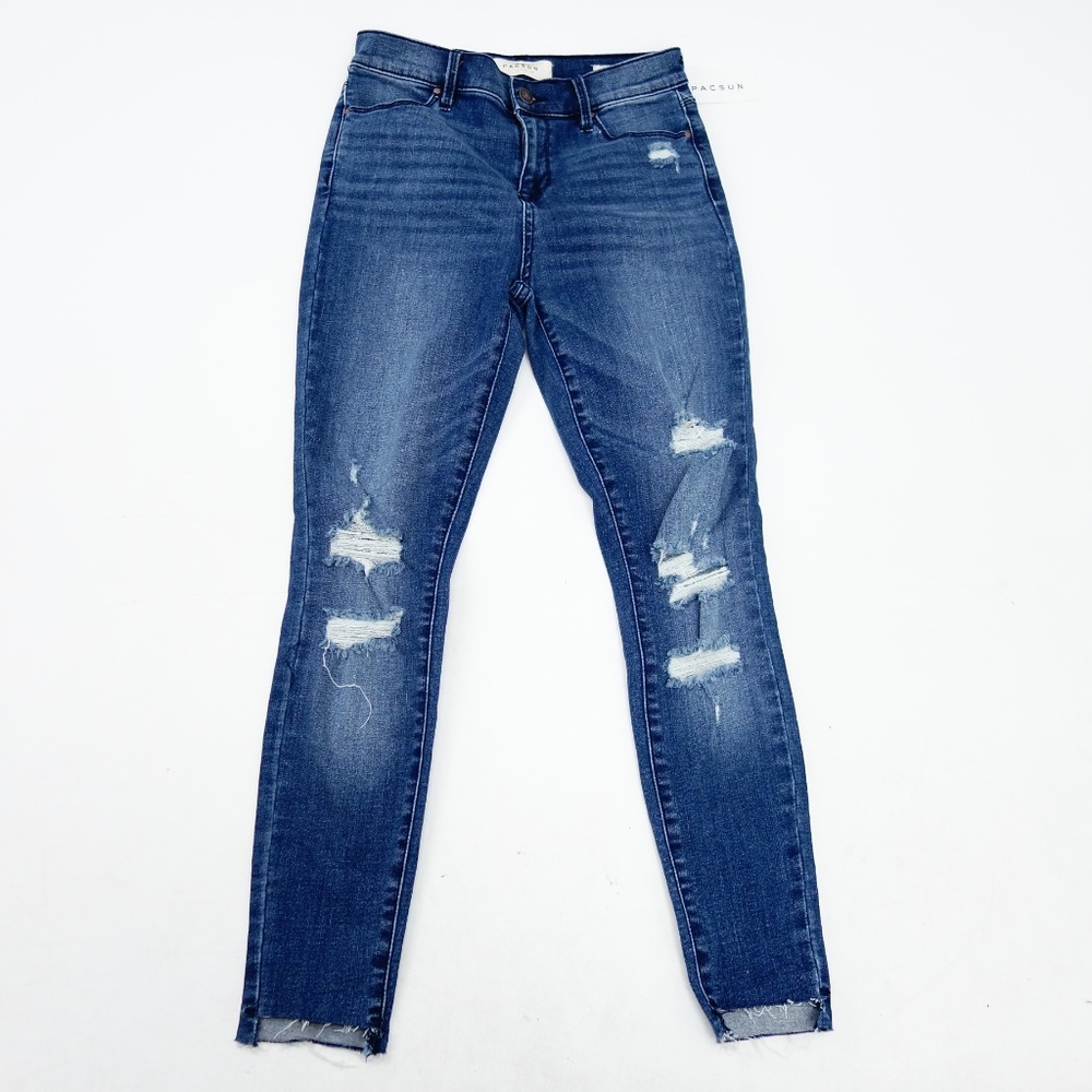 New High-Rise Mom Jegging Jeans